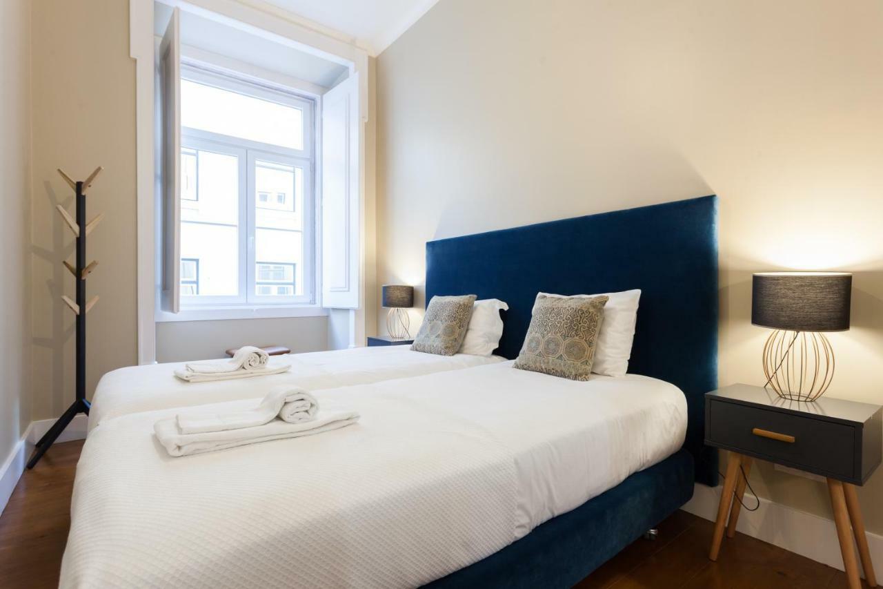 Baixa Vintage Three-Bedroom Apartment - By Lu Holidays Lissabon Buitenkant foto