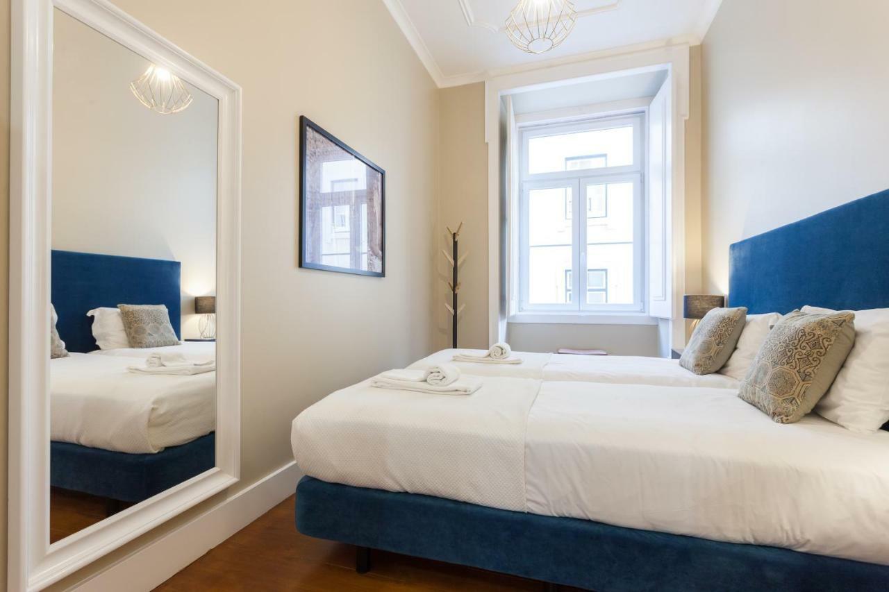 Baixa Vintage Three-Bedroom Apartment - By Lu Holidays Lissabon Buitenkant foto